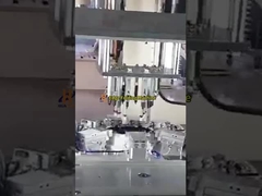 آلة طي الحواف لقطع غيار السيارات البلاستيكية: الربط بين التشكيل الحراري والتجميع النهائي