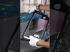 عملية لحام البلاستيك بالحرارة مورد في الموقع لقطع غيار السيارات البلاستيكية